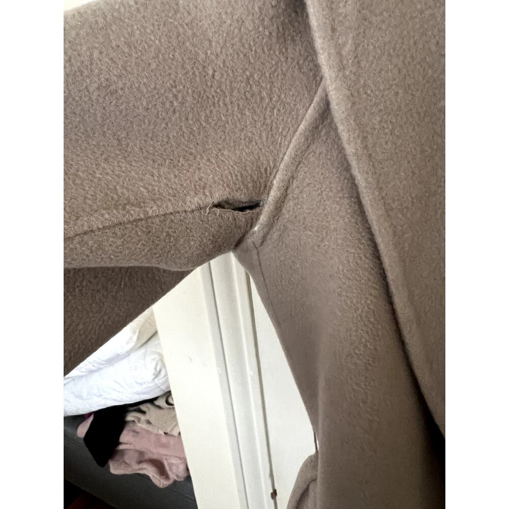THEORY Shawl Collar Wool & Cashmere Coat Grey Oat (with flaws)- size large - Picture 4 of 8